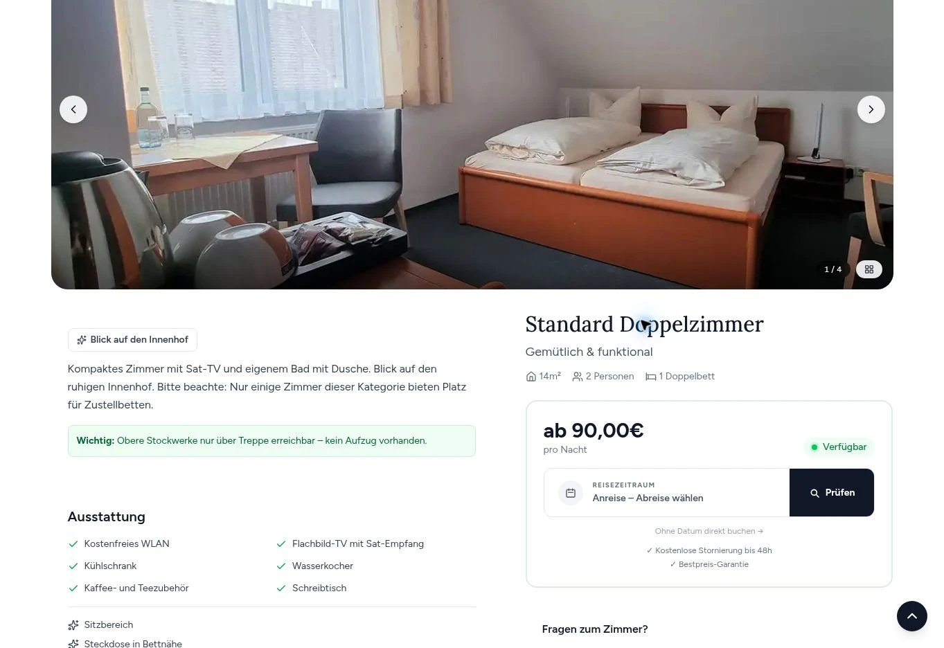 Originalansicht der Zimmerinformationen mit Reisezeitraum und Buchungseinstieg auf Desktop.